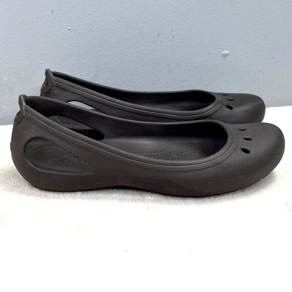 Crocs Kadee Ballet Flats 9 Women Brown Slip On Closed Toe Cutouts Shoes - Picture 1 of 7